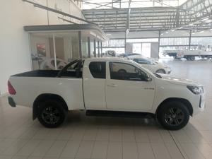 Toyota Hilux 2.4GD-6 Xtra cab Raider auto - Image 3