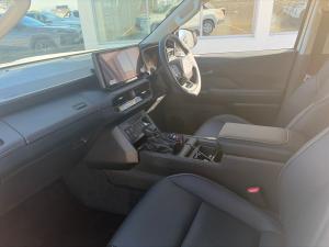 Toyota Hilux 2.8GD-6 double cab Legend - Image 7