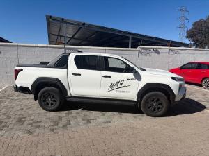 Toyota Hilux 2.8GD-6 double cab Legend - Image 3