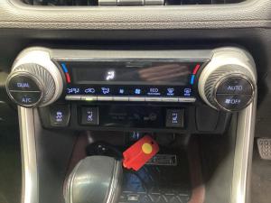 Toyota RAV4 2.5 VX AWD - Image 15