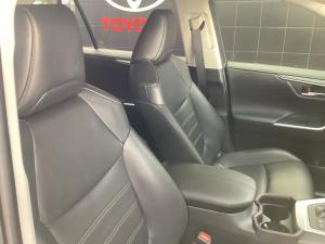 Toyota RAV4 2.5 VX AWD - Image 16