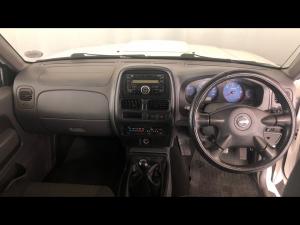 Nissan NP300 Hardbody 2.5TDi double cab Hi-rider - Image 6