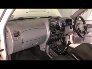 Nissan NP300 Hardbody 2.5TDi double cab Hi-rider - Image 7