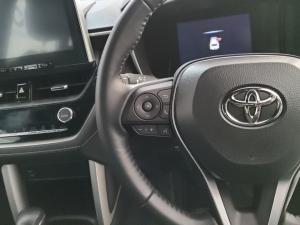 Toyota Corolla Cross 1.8 HEV XS - Image 9