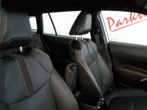Toyota Corolla Cross 1.8 HEV XS - Image 12
