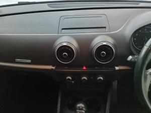 Audi A3 Sportback 30TFSI S line - Image 14