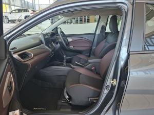 Toyota Starlet Cross 1.5 XS manual - Image 7