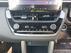 Toyota Corolla Cross 1.8 HEV XR - Image 11