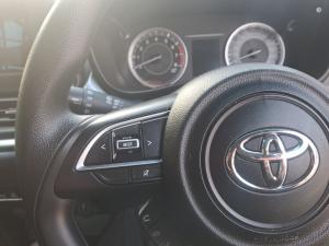 Toyota Starlet 1.5 XS auto - Image 9