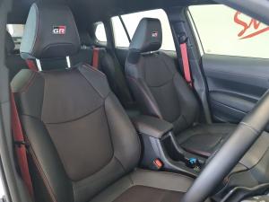 Toyota Corolla Cross 1.8 GR-Sport - Image 16