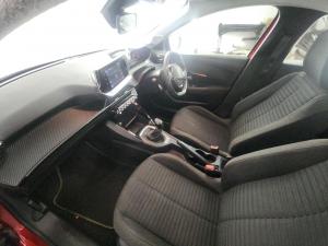 Peugeot 208 1.2 Active - Image 9