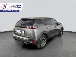 Peugeot 2008 1.2T Active automatic - Image 5