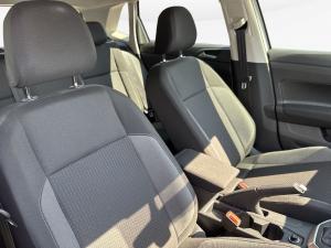 Volkswagen Polo hatch 1.0TSI Life auto - Image 14
