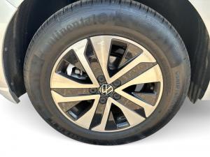 Volkswagen Polo hatch 1.0TSI Life auto - Image 16