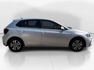 Volkswagen Polo hatch 1.0TSI Life auto - Image 8