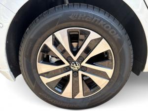 Volkswagen Polo hatch 1.0TSI Life auto - Image 16