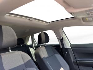 Volkswagen Polo hatch 1.0TSI Life auto - Image 18