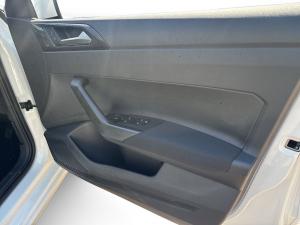 Volkswagen Polo hatch 1.0TSI Life auto - Image 19