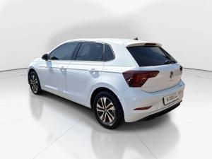 Volkswagen Polo hatch 1.0TSI Life auto - Image 5