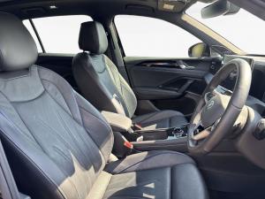 Volkswagen Tiguan 2.0TSI R-Line 4Motion - Image 14