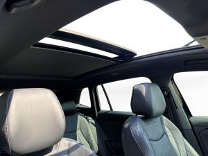 Volkswagen Tiguan 2.0TSI R-Line 4Motion - Image 17
