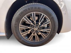 Volkswagen Caravelle 2.0BiTDI Highline 4Motion - Image 16