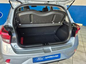 Hyundai Grand i10 1.0 Premium hatch - Image 12