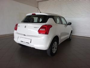 Suzuki Swift 1.2 GL auto - Image 6