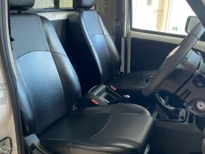Mahindra Pik Up 2.2CRDe single cab S4 (aircon) - Image 12
