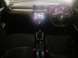 Suzuki Swift 1.2 GLX manual - Image 12