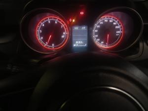 Suzuki Swift 1.2 GLX manual - Image 13