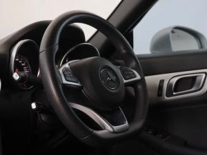 Mercedes-Benz SLC SLC300 AMG Line - Image 25