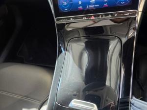 Mercedes-Benz C-Class C220d Avantgarde - Image 21