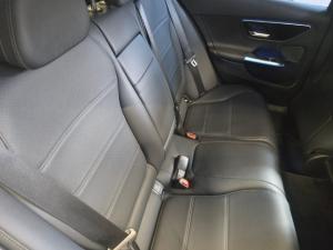 Mercedes-Benz C-Class C220d Avantgarde - Image 25