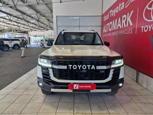 Toyota Land Cruiser 300 3.5T GR-Sport - Image 3