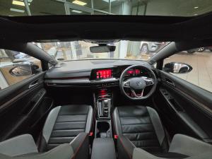 Volkswagen Golf GTI - Image 6