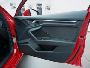 Audi A3 sedan 35TFSI - Image 13