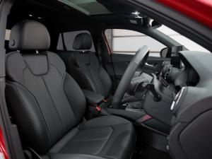 Audi Q2 35TFSI Black Edition - Image 11