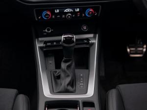Audi Q3 35TDI Black Edition - Image 16
