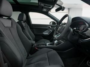 Audi Q3 35TDI Black Edition - Image 7