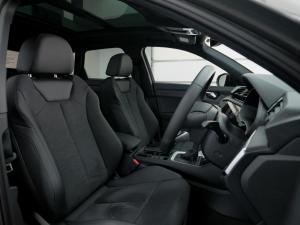 Audi Q3 35TDI Black Edition - Image 9