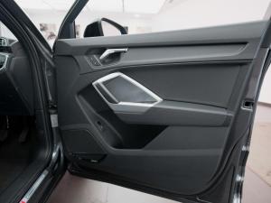 Audi Q3 Sportback 35TDI Black Edition - Image 9