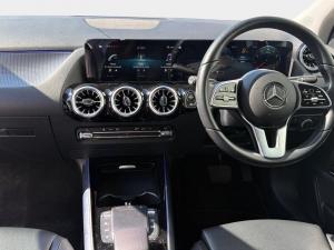Mercedes-Benz GLA GLA200 Progressive - Image 12