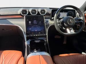 Mercedes-Benz C-Class C43 - Image 12