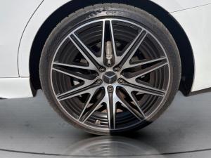 Mercedes-Benz C-Class C43 - Image 15