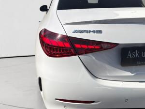 Mercedes-Benz C-Class C43 - Image 17