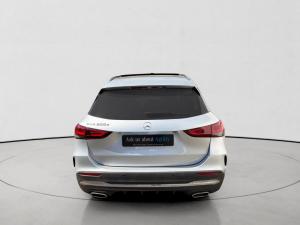 Mercedes-Benz GLA GLA200d Progressive - Image 6