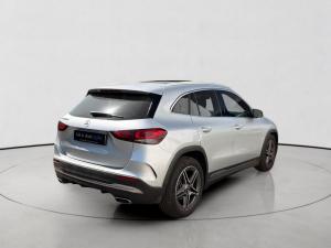 Mercedes-Benz GLA GLA200d Progressive - Image 7