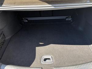 Mercedes-Benz C-Class C43 - Image 20