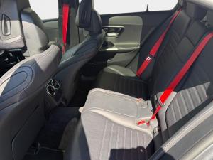 Mercedes-Benz C-Class C43 - Image 21